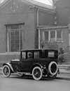 1921-1922 Packard sedan in front of Frank Scott Clark Studio, Detroit, Mich.