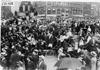 View of crowd at Cadillac Square at start of the 1909 Glidden Tour, Detroit, Mich.